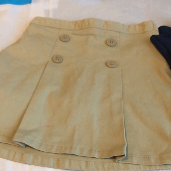 NWT BACK TO SCHOOL Uniform Bundle TCP 5/6 Girls - Picture 4 of 7